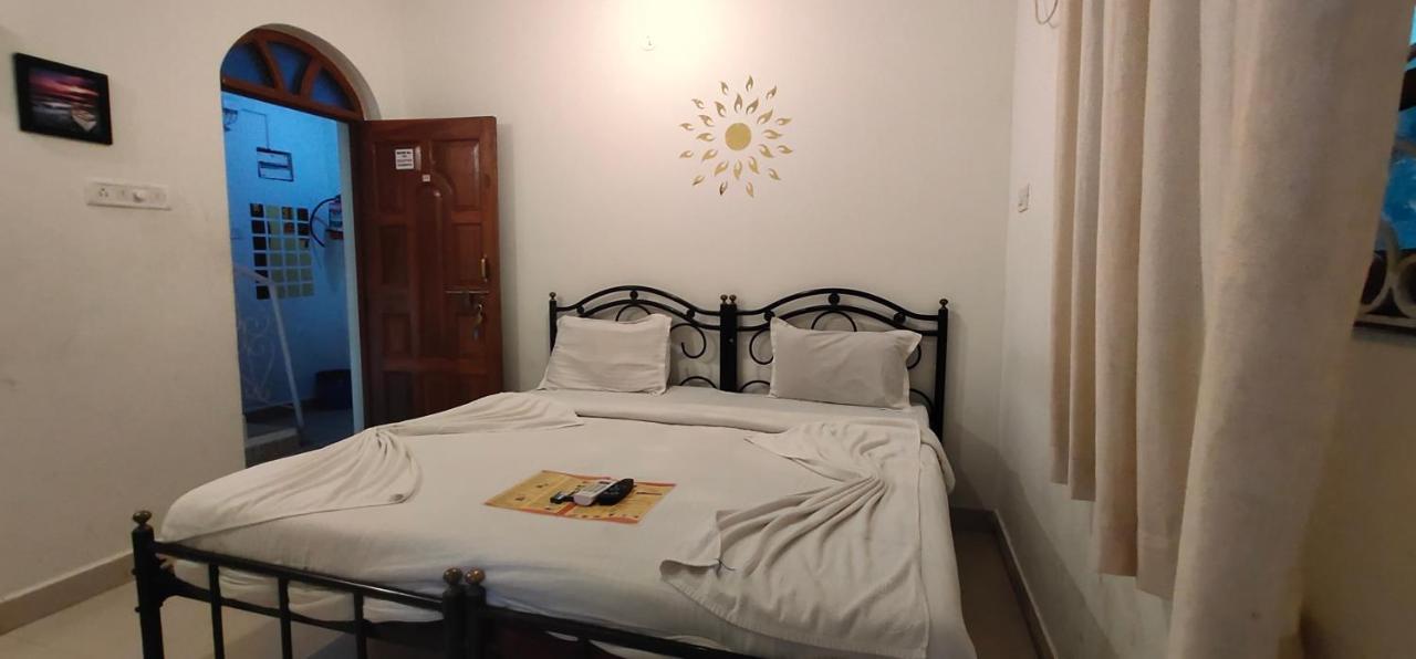 Rj14 Accommodations At Baga Beach Dış mekan fotoğraf