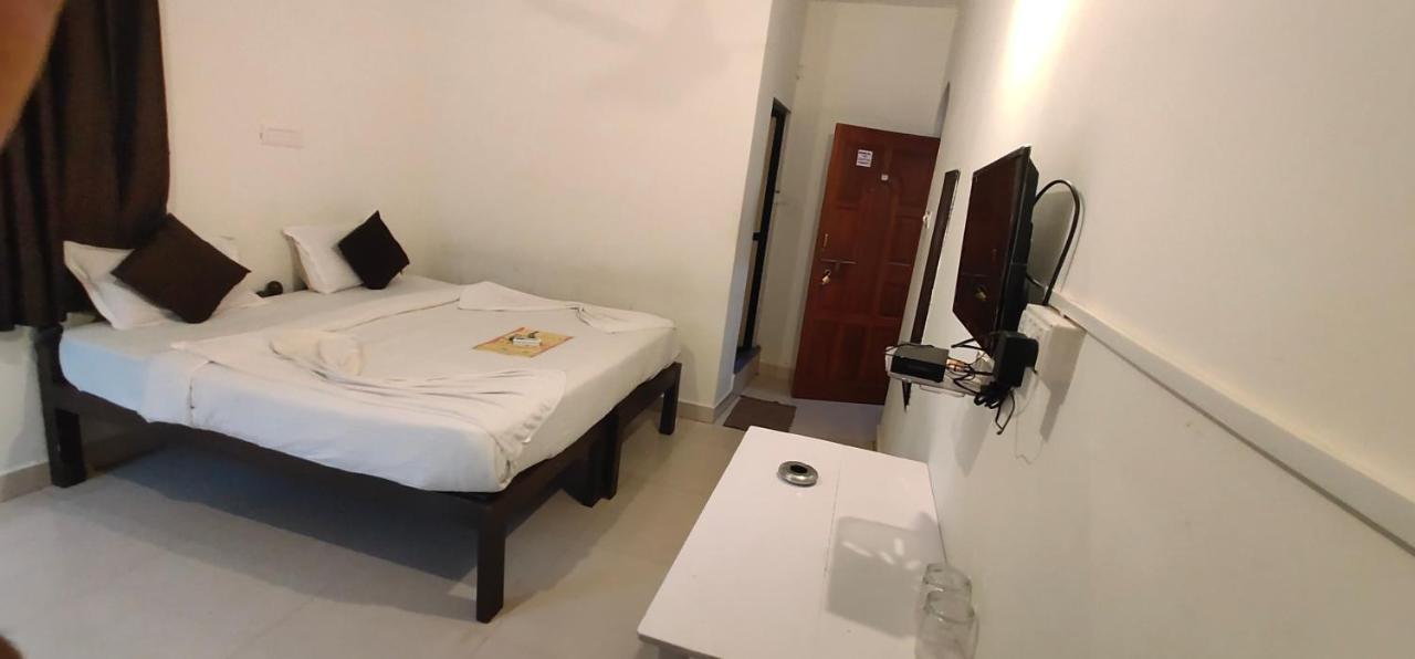 Rj14 Accommodations At Baga Beach Dış mekan fotoğraf