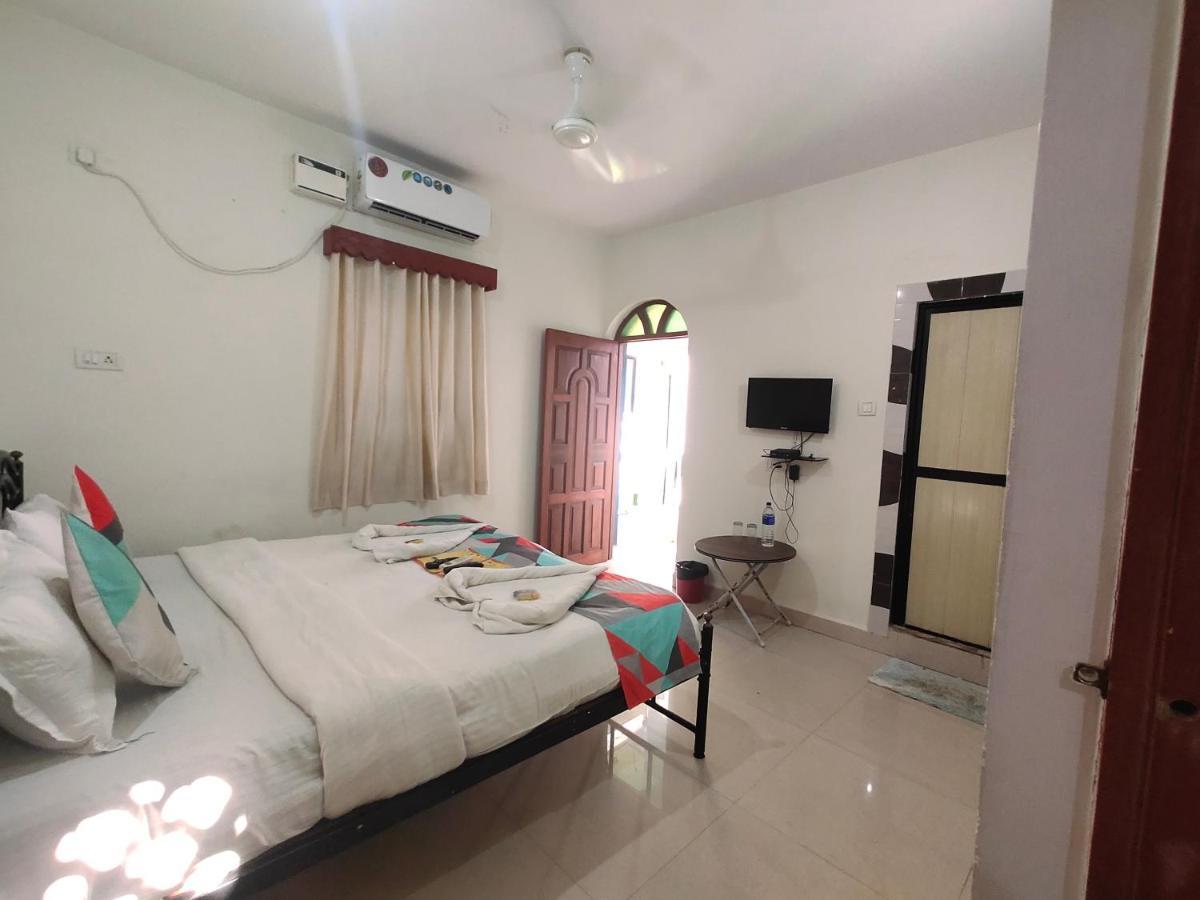 Rj14 Accommodations At Baga Beach Dış mekan fotoğraf